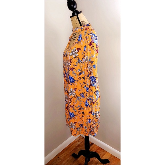 🥳Host Pick 🧡 Flowy Floral Long Sleeves Dress - Picture 4 of 8